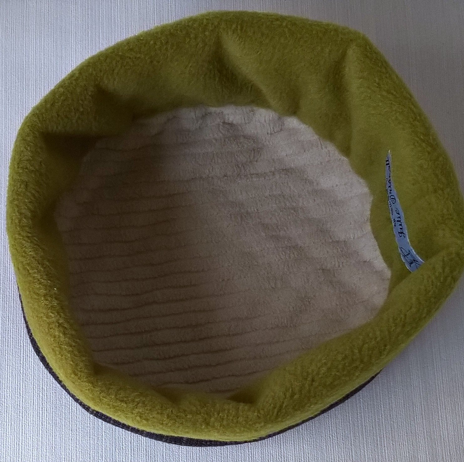 Brimless hat fully fleece lined