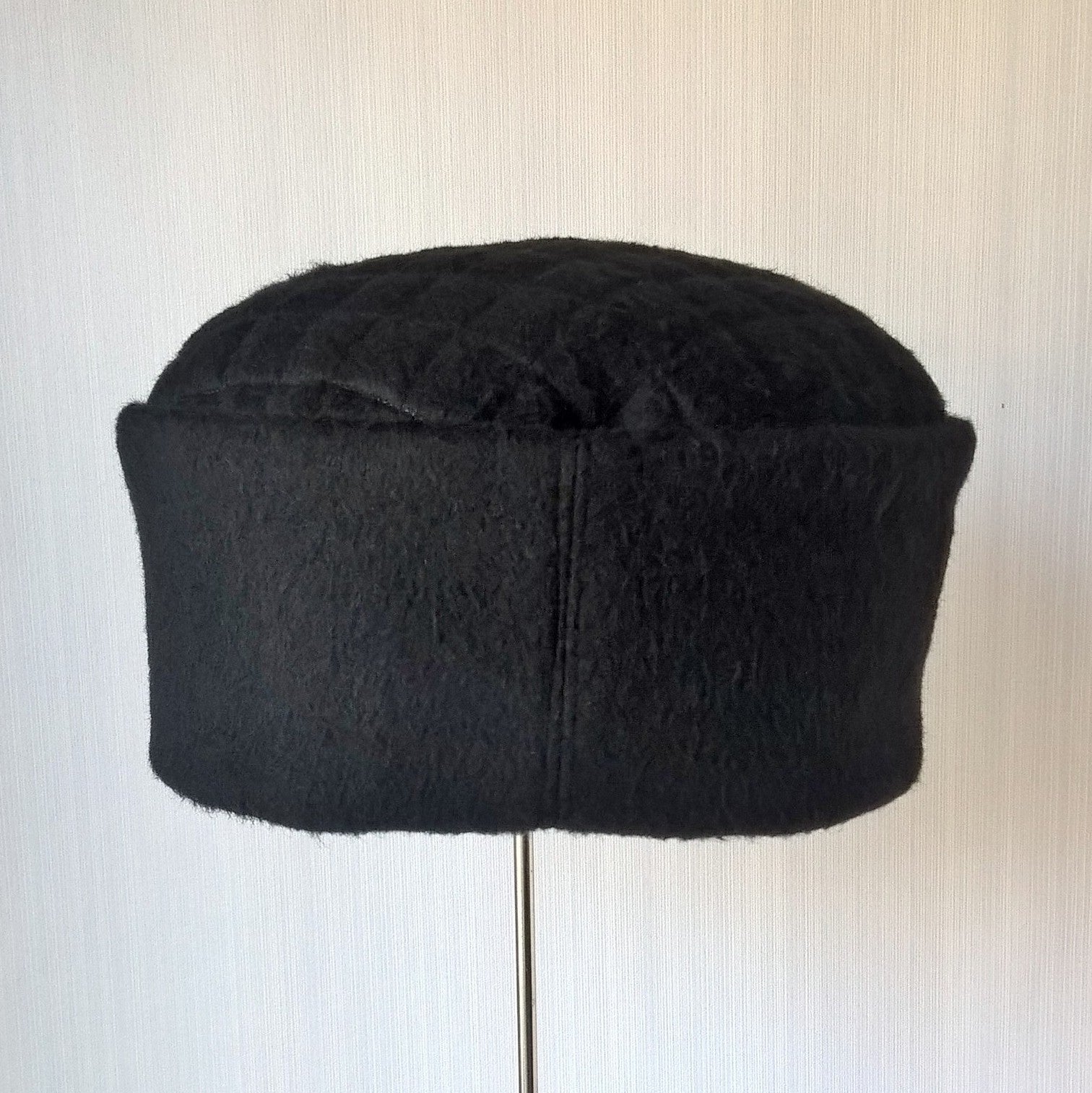 Back view of black cashmere hat
