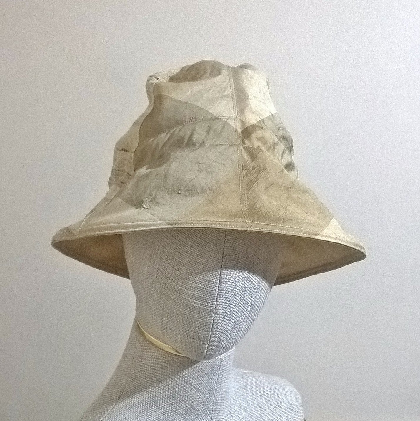 Bucket hat handmade in silk colours of taupe, gold and browns