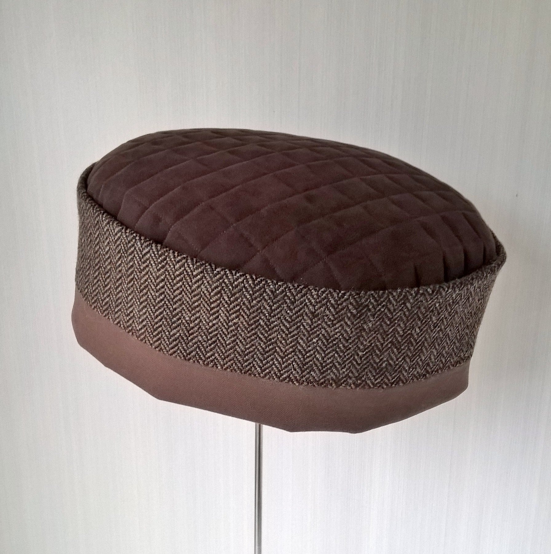 Brown tweed wool pillbox hat
