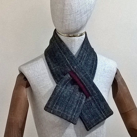 Grey check and red Harris Tweed keyhole scarf