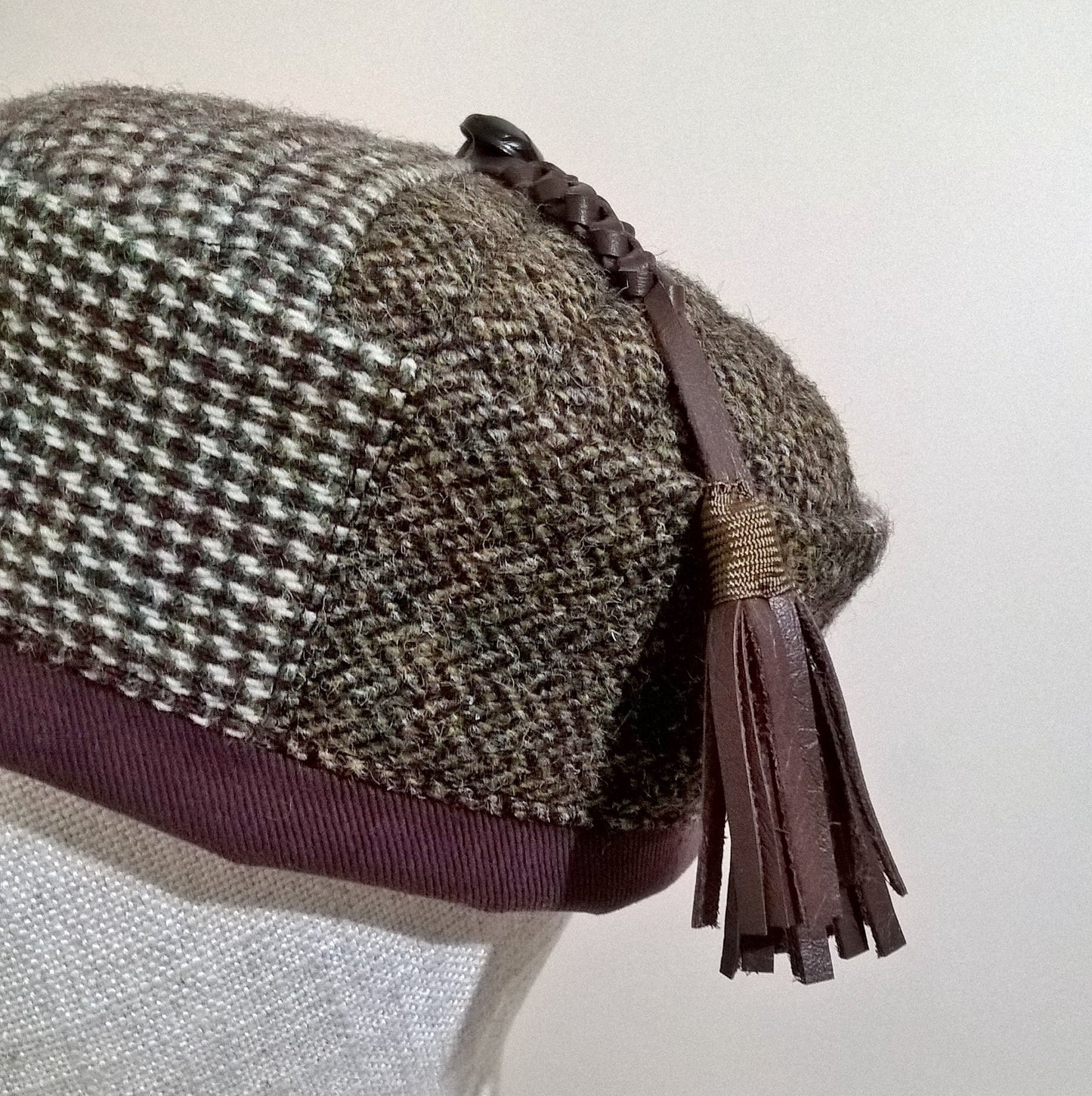 Macrame leather tassel of Harris Tweed smoking cap