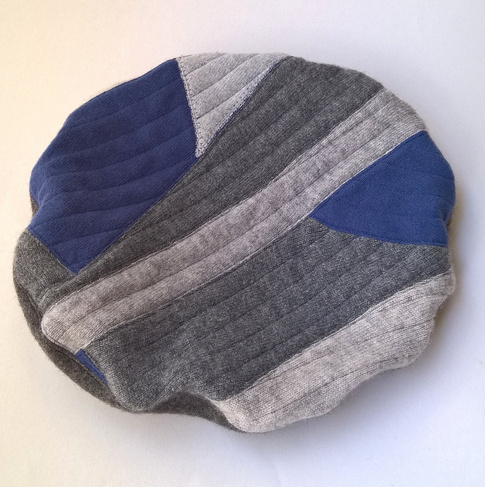 Patchwork tip of up-cycled cashmere beret