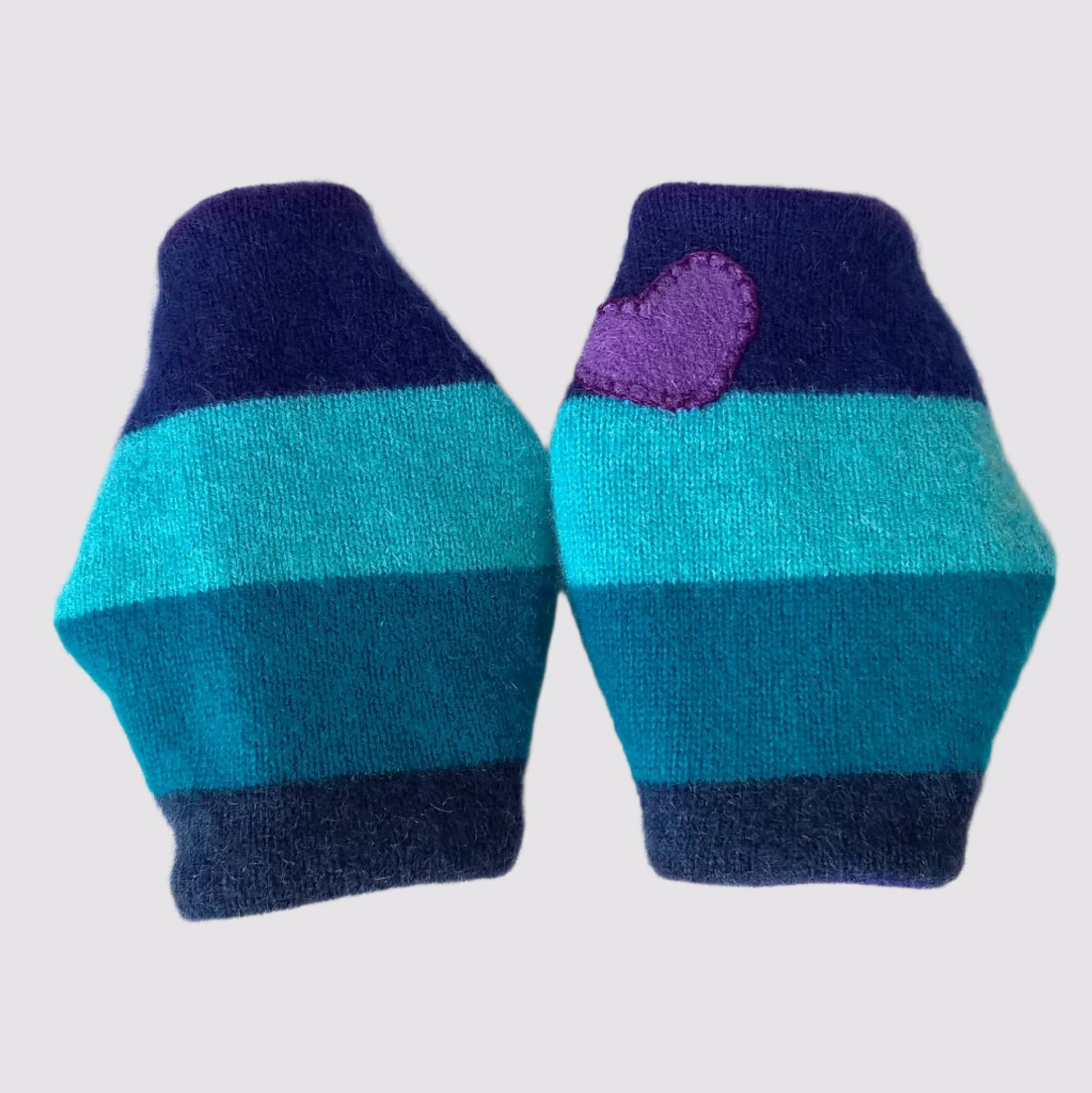 pure cashmere wrist warmers with applique heart