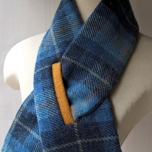 Keyhole scarf  in blue and yellow Harris Tweed wool